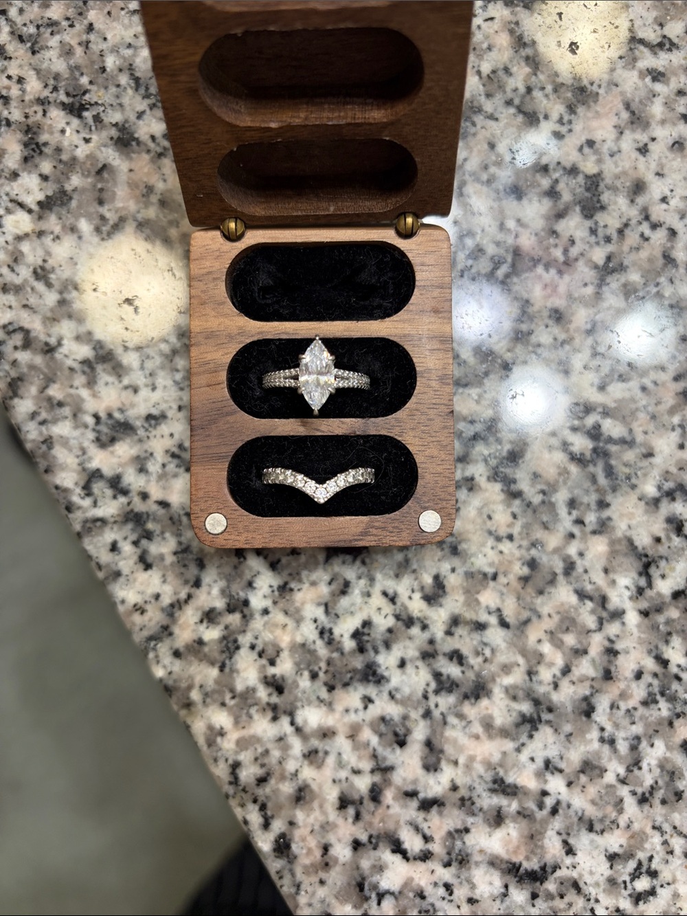Diamond Marquise Engagement Ring Set in White Gold - Clear